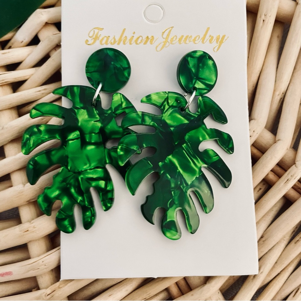 Tropical palm leaf earrings and leaf necklace vacation set in gold & green NWT - Picture 4 of 16